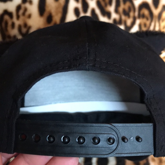 Cat Embroidered Baseball Cap Adjustable Black/ Pink/ Silver. NWOT - Picture 7 of 9